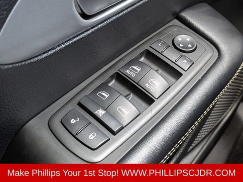 Certified 2022 Chrysler Pacifica Touring-L w/ S Appearance Package FWD image 22