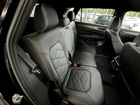 New 2026 Volkswagen Atlas Cross Sport SE image 20