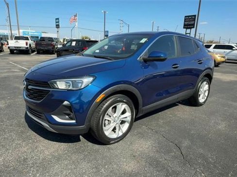 Used 2023 Buick Encore GX Preferred w/ Cold Weather Comfort Package image 4