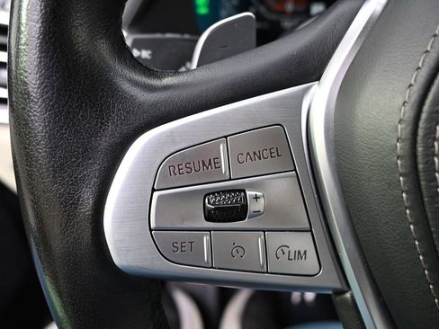 Used 2021 BMW X7 xDrive40i w/ Premium Package image 38