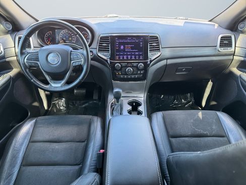 Used 2019 Jeep Grand Cherokee Altitude image 10