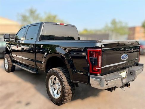 Used 2018 Ford F250 XLT w/ XLT Value Package AWD/4WD image 4