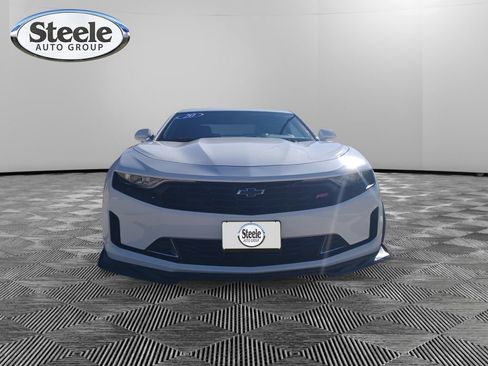 Used 2020 Chevrolet Camaro LT w/ RS Package image 8