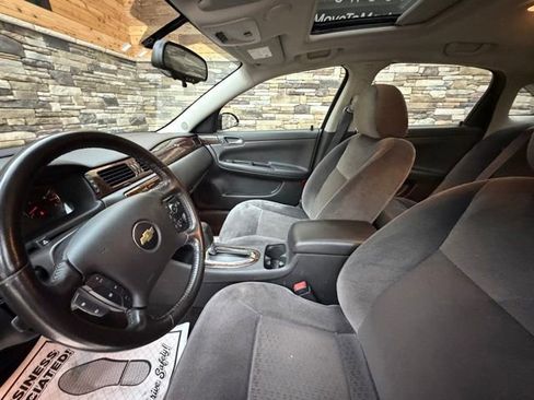 Used 2014 Chevrolet Impala LT w/ LT Sunroof Package FWD image 11
