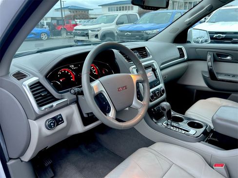 Used 2016 GMC Acadia SLT w/ Premium Edition image 10