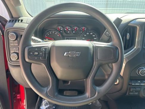 Used 2025 Chevrolet Silverado 1500 Custom Trail Boss w/ Turbomax Blackout Package AWD/4WD image 32