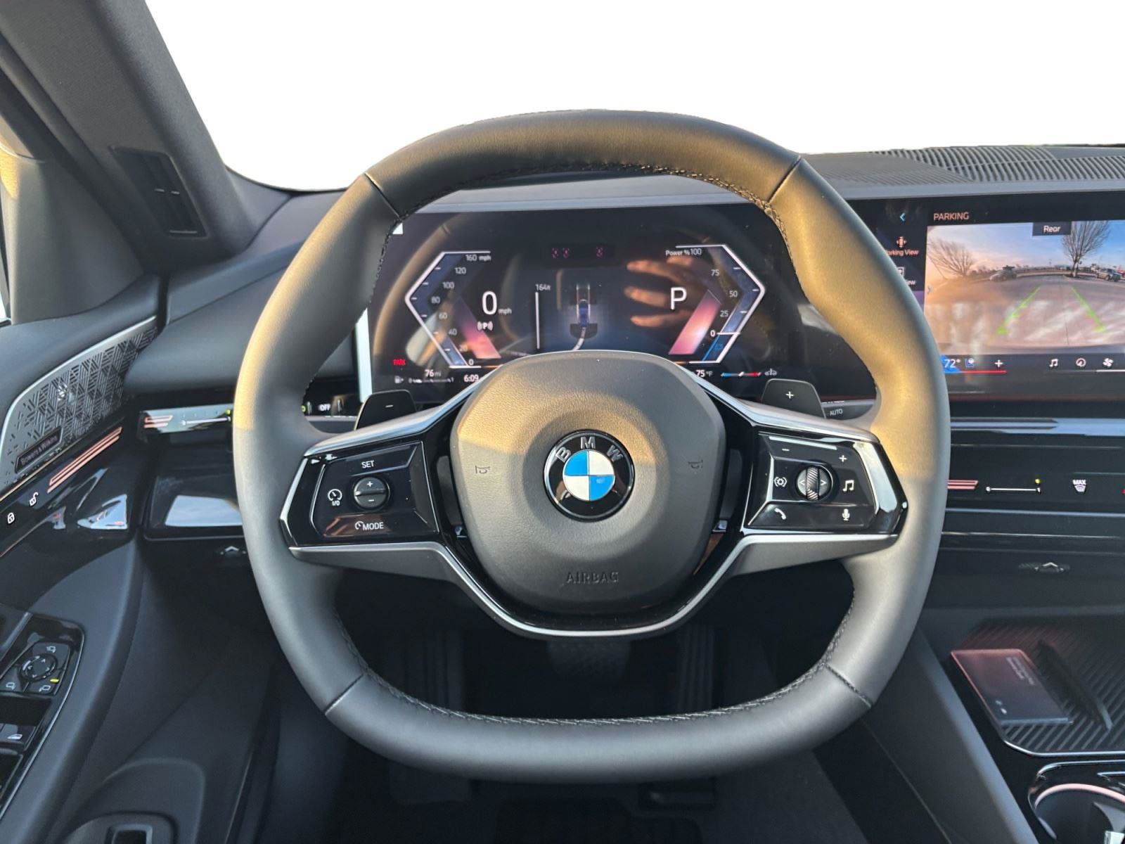 Used 2026 BMW 530i xDrive AWD/4WD image 28
