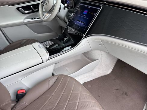 Certified 2023 Mercedes-Benz EQE 350+ SUV image 18