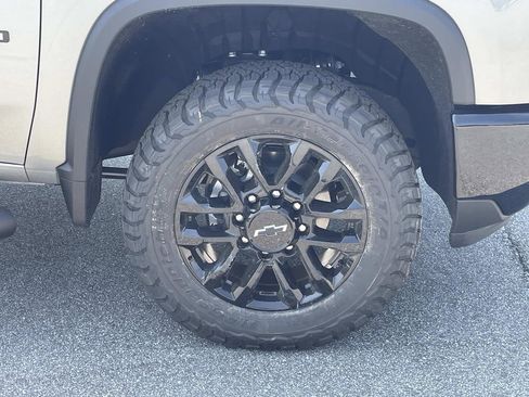 New 2026 Chevrolet Silverado 2500 LT w/ Trail Boss Package AWD/4WD image 11