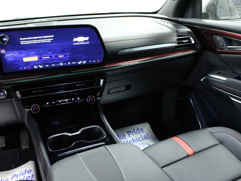 New 2026 Chevrolet Traverse RS image 20