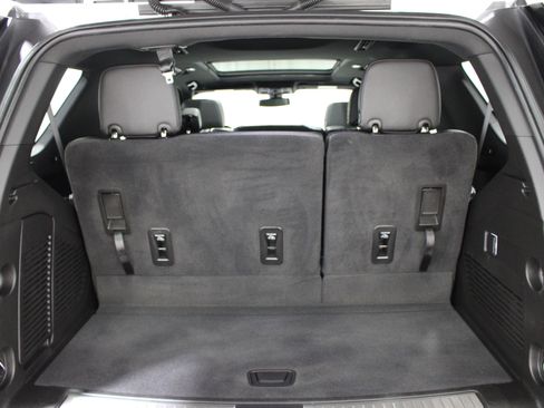 Used 2022 Chevrolet Tahoe Z71 image 23