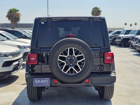 New 2026 Jeep Wrangler Unlimited Sahara w/ Safety Group AWD/4WD image 7