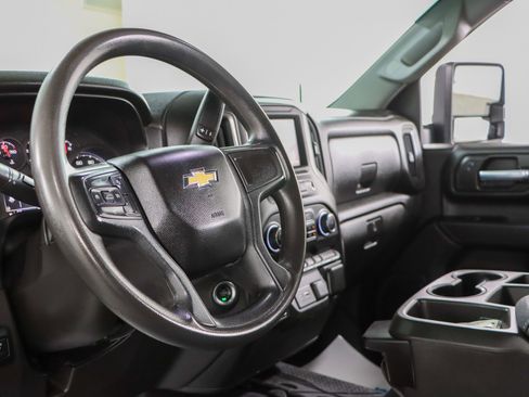 Used 2024 Chevrolet Silverado 2500 Custom w/ Custom Convenience Package image 23