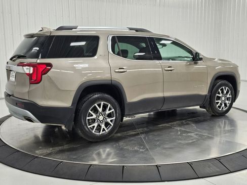 Used 2023 GMC Acadia SLT FWD image 5