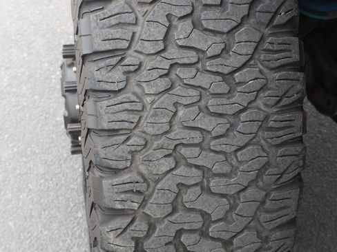 Used 2017 Ford F350 Lariat w/ Chrome Package image 10