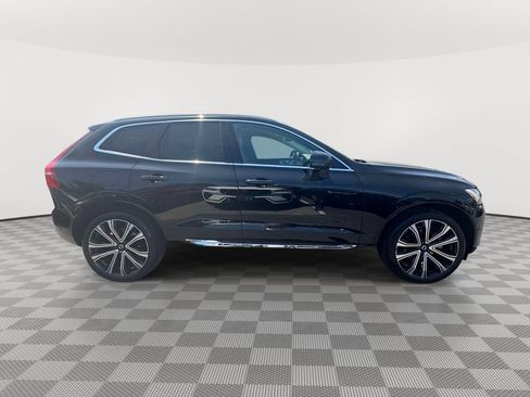 Certified 2023 Volvo XC60 B5 Ultimate w/ Climate Package AWD/4WD image 3