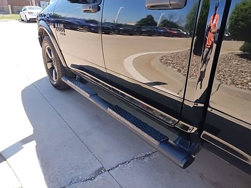 Used 2020 RAM 1500 Classic Warlock w/ Trailer & Traction Group AWD/4WD image 17