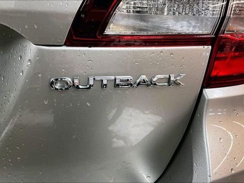 Used 2015 Subaru Outback 2.5i Premium image 23