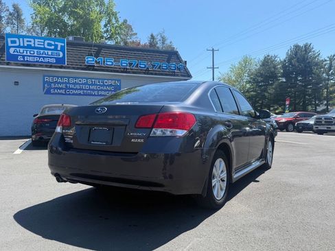 Used 2011 Subaru Legacy 2.5i Premium image 10
