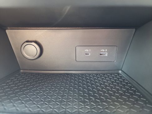 New 2025 Nissan Pathfinder SV image 14