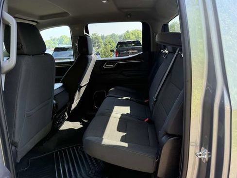 Certified 2026 Chevrolet Silverado 1500 RST AWD/4WD image 12