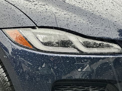 New 2026 Jaguar F-PACE R-Dynamic S AWD/4WD image 12