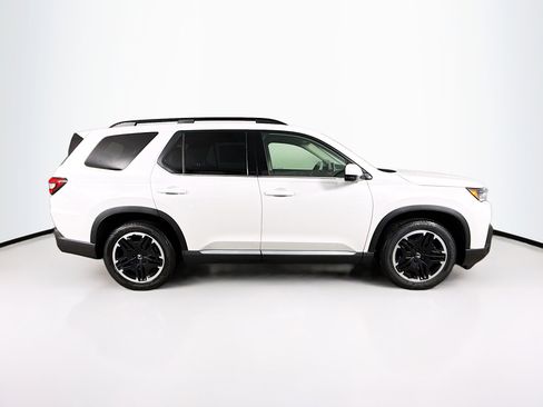 New 2026 Honda Pilot image 2