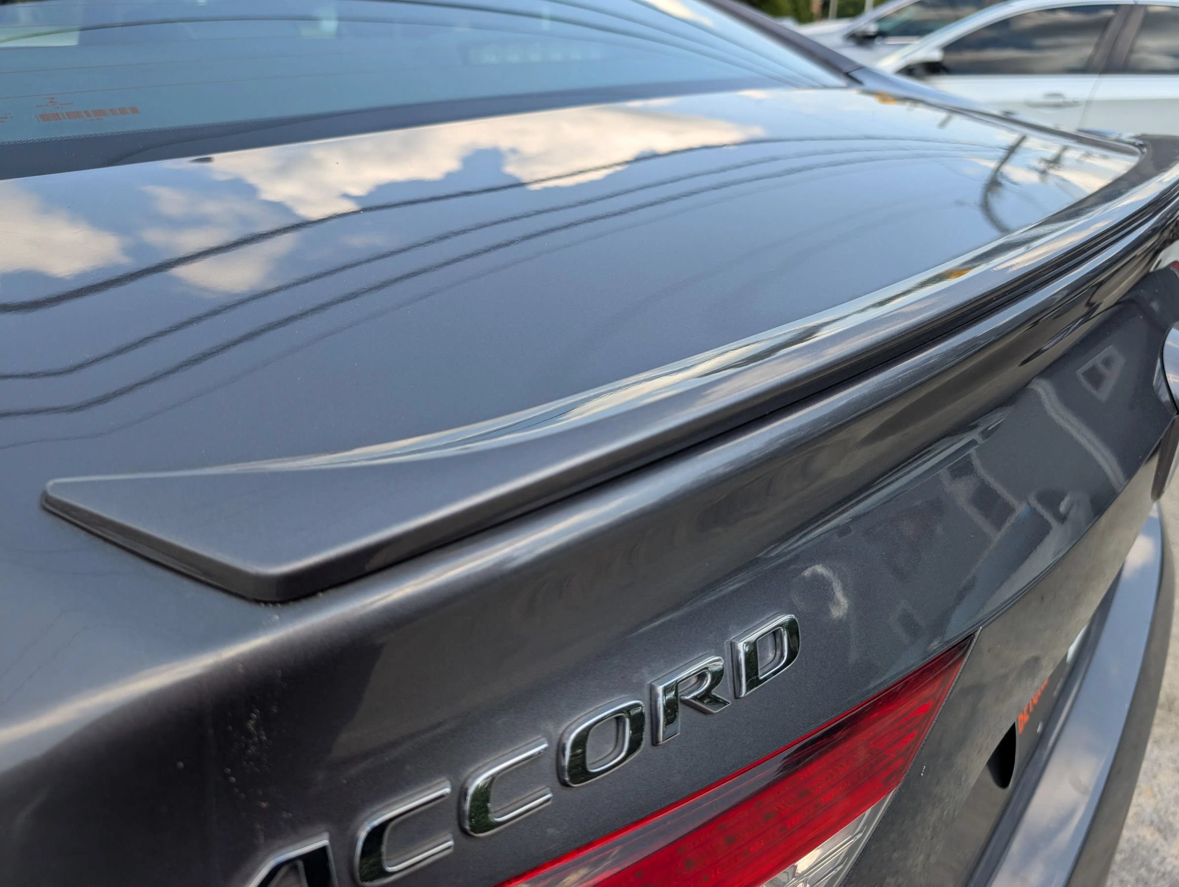 Used 2019 Honda Accord Sport image 8