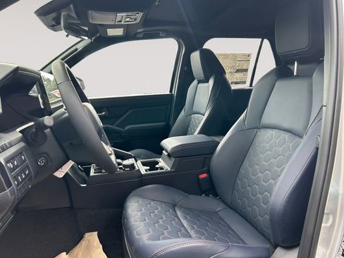 New 2026 Toyota 4Runner 4WD image 9