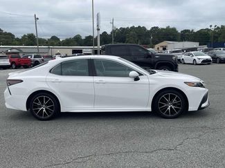 Used 2024 Toyota Camry SE FWD video 2
