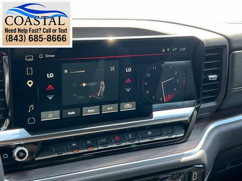 Used 2025 GMC Sierra 1500 SLT AWD/4WD image 43