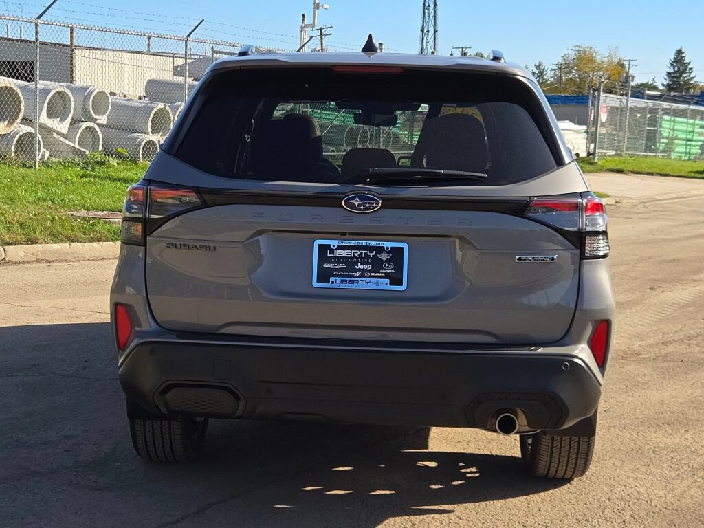 Certified 2025 Subaru Forester Touring AWD/4WD image 15