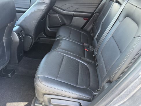 Used 2022 Ford Escape SEL image 27