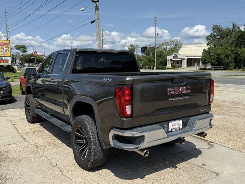 Used 2020 GMC Sierra 1500 SLE w/ SLE Value Package AWD/4WD image 7