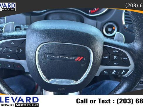 Used 2017 Dodge Durango R/T w/ Technology Group image 24