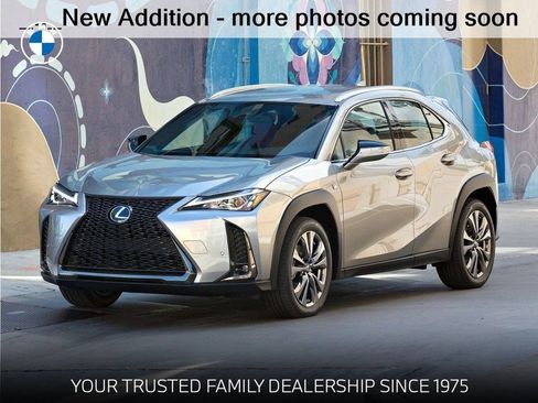Used 2019 Lexus UX 200 w/ Premium Package FWD image 1