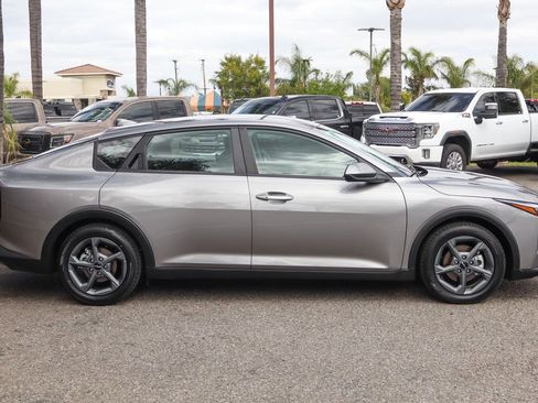 Used 2025 Kia K4 FWD image 10