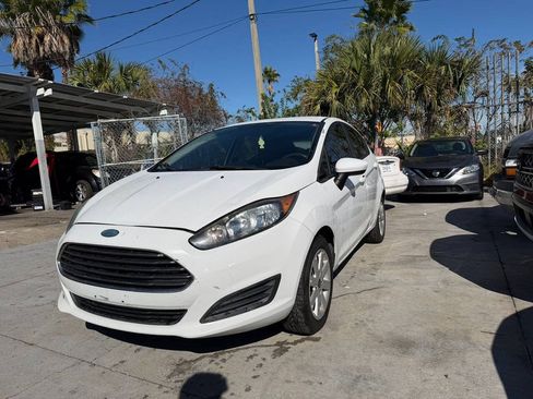 Used 2014 Ford Fiesta S FWD image 13