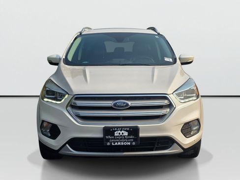 Used 2018 Ford Escape Titanium AWD/4WD image 9