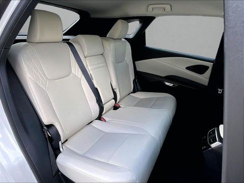 Used 2024 Lexus RX 350 FWD w/ Technology Package image 29
