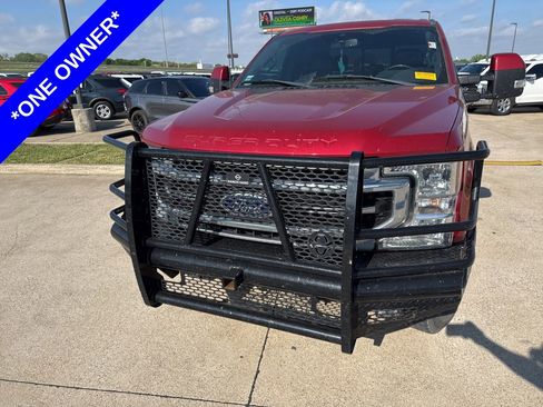 Used 2022 Ford F250 Lariat w/ Lariat Value Package image 2