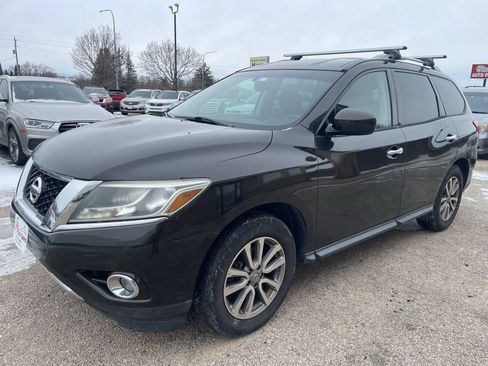 Used 2015 Nissan Pathfinder SV AWD/4WD image 5