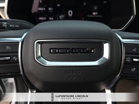Used 2024 GMC Canyon Denali AWD/4WD image 12