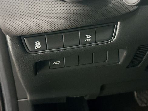 Used 2025 MAZDA CX-50 AWD 2.5 S w/ Premium Package image 17