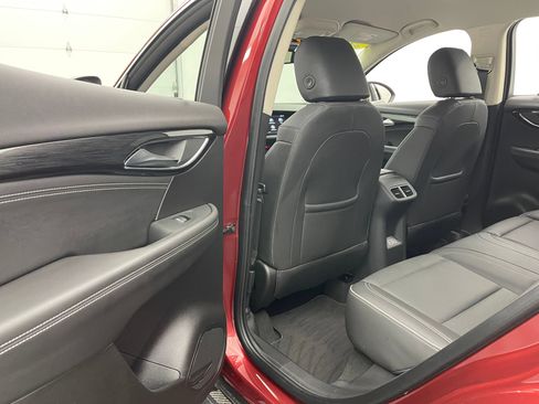 Used 2023 Buick Envision Essence AWD/4WD image 37