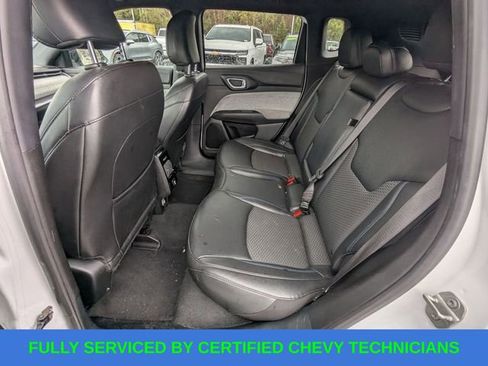 Used 2024 Jeep Compass Latitude image 8