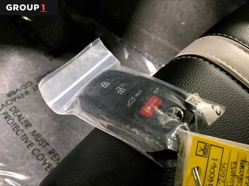 Certified 2025 Toyota Camry SE image 15