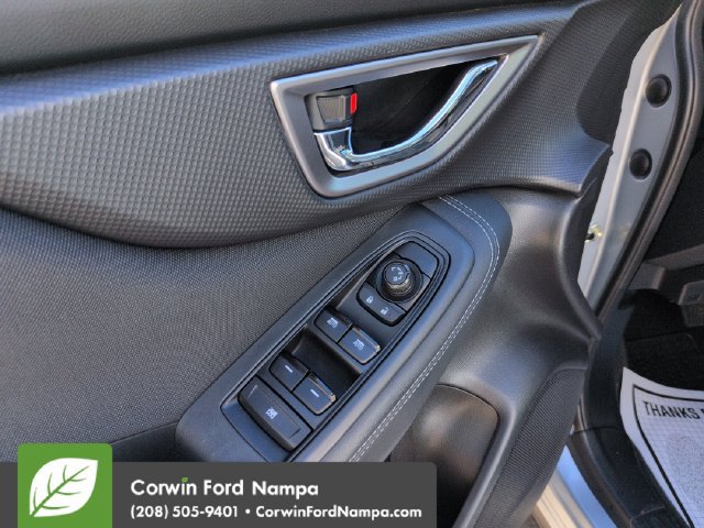 Used 2023 Subaru Forester Premium AWD/4WD image 11