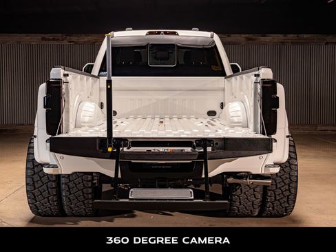 Used 2026 Ford F350 Platinum w/ Platinum Plus Package image 9