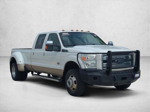 Used 2012 Ford F350 King Ranch w/ King Ranch w/Chrome Pkg image 3
